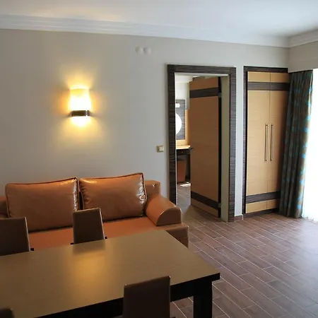 Club Alpina 4*