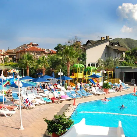 Курортный комплекс Club Alpina 3*
