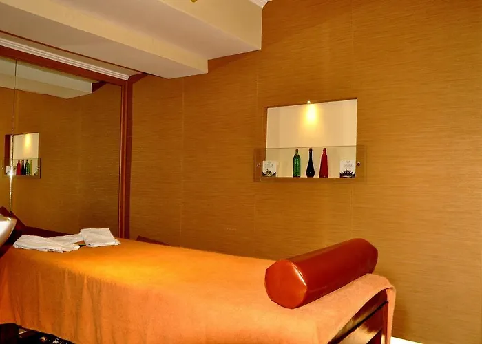 Club Alpina מרמריס