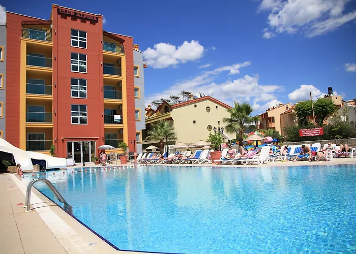 Курортный комплекс Club Alpina Мармарис