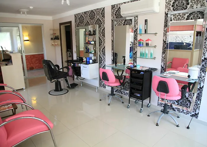 Курортный комплекс Club Alpina 4*